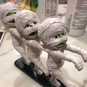 Green Mummy brothers reserved for Sharee McVey